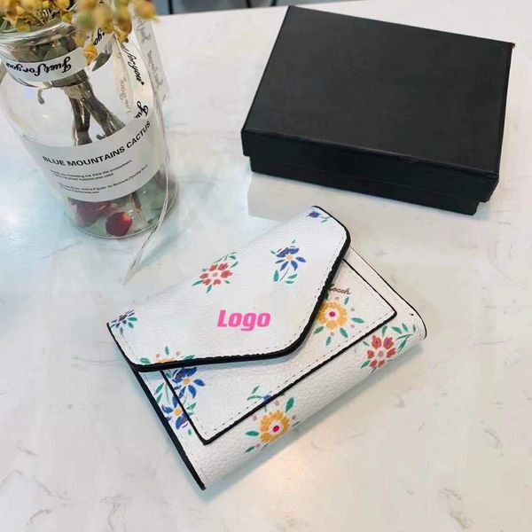 luxury design handbag c family 2021 new dandelion flower women's short card bag zero wallet wh06, Red;black
luxury design handbag c family 2021 new dandelion flower women's short card bag zero wallet wh06, Red;black
