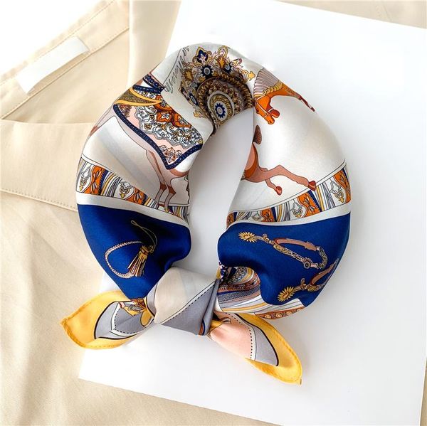 summer 100% natural silk square scarf hairband for women foulard female design print spring small neck scarves bandana 2021, Blue;gray
summer 100% natural silk square scarf hairband for women foulard female design print spring small neck scarves bandana 2021, Blue;gray