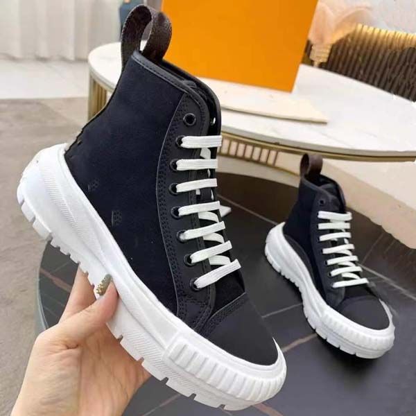 calfskin canvas casual shoes high low women classicthick bottom sneakers 35-41 with box, Black
calfskin canvas casual shoes high low women classicthick bottom sneakers 35-41 with box, Black