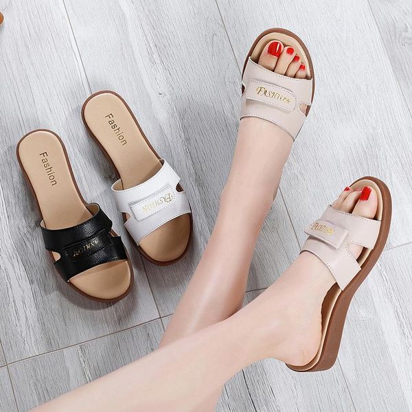 simple casual slippers light flat bottom women sandals comfortable women shoes fashion solid color shoes, Black
simple casual slippers light flat bottom women sandals comfortable women shoes fashion solid color shoes, Black