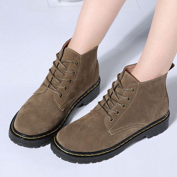 boots women's leather shoes autumn 2021 short casual plush thermal, Black
boots women's leather shoes autumn 2021 short casual plush thermal, Black