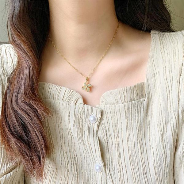 pendant necklaces ladies small fashion clavicle chain rotatable windmill necklace female zircon, Silver
pendant necklaces ladies small fashion clavicle chain rotatable windmill necklace female zircon, Silver
