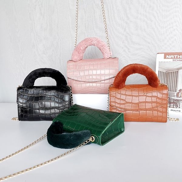 crocodile pattern women's handbags small change bag 2022 summer new hairy mobile phone fashion handbag
crocodile pattern women's handbags small change bag 2022 summer new hairy mobile phone fashion handbag