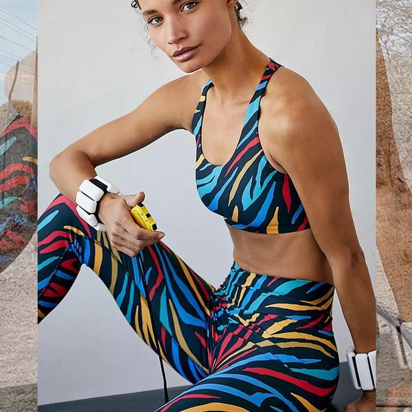 casual print fitness yoga set women gym clothes sleeveless tank crop high waist pencil pants workout push up tracksuit outfit
casual print fitness yoga set women gym clothes sleeveless tank crop high waist pencil pants workout push up tracksuit outfit