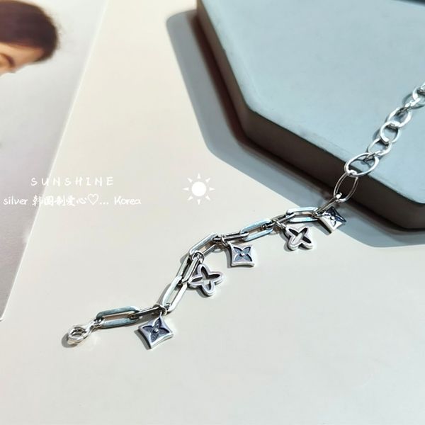 south korea east gate s925 silver lucky clover square fashion personalized bracelet student friend lovers hand jewelry, Black
south korea east gate s925 silver lucky clover square fashion personalized bracelet student friend lovers hand jewelry, Black