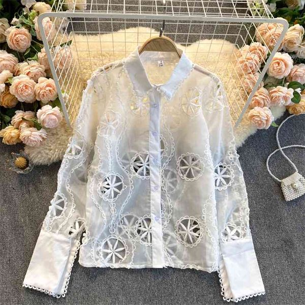 women spring style shirt retro hollow embroidery single-breasted loose versatile long-sleeved blouse female d013 210507, White
women spring style shirt retro hollow embroidery single-breasted loose versatile long-sleeved blouse female d013 210507, White