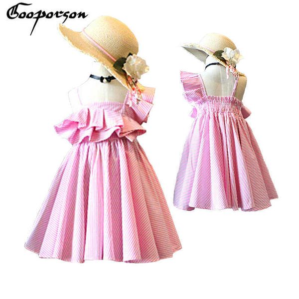 fashion girls pink striped dress princess summer dress lotus girls party dresses baby kids cute strap design dresses 210715, Red;yellow
fashion girls pink striped dress princess summer dress lotus girls party dresses baby kids cute strap design dresses 210715, Red;yellow