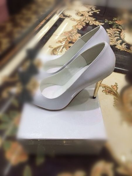 factory fashion spring autumn pointed toe gold ladies shoes head high heels good quality black white patent leather dress women's pumps
factory fashion spring autumn pointed toe gold ladies shoes head high heels good quality black white patent leather dress women's pumps