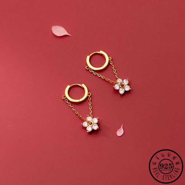 hoop & huggie 925 sterling silver cubic zircon flower pendant piercing earrings trendy gold color plated chain ear rings for women, Golden;silver
hoop & huggie 925 sterling silver cubic zircon flower pendant piercing earrings trendy gold color plated chain ear rings for women, Golden;silver
