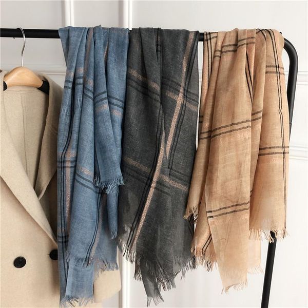scarves high grade grey foreign trade in autumn and winter 2021 korean style checked women's scarf commuter shawl cotton linen, Blue;gray
scarves high grade grey foreign trade in autumn and winter 2021 korean style checked women's scarf commuter shawl cotton linen, Blue;gray