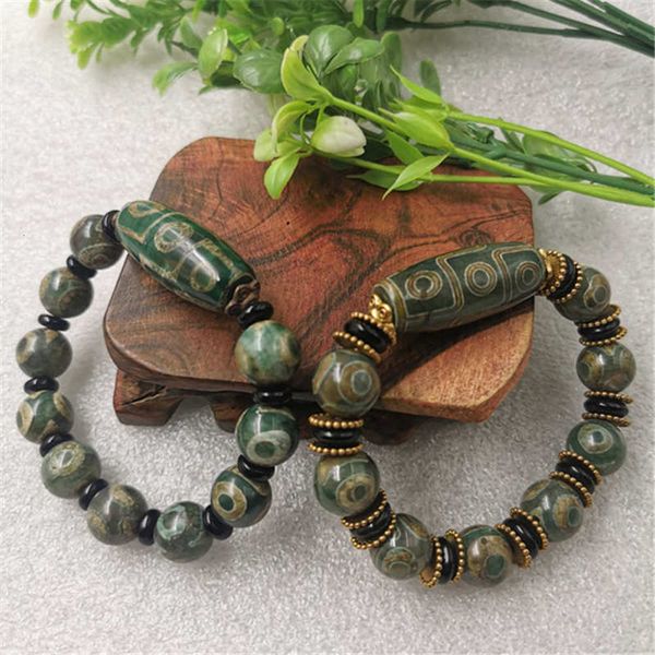 tibetan nine eye beads bracelet three eye beads bracelet jade pulp agate men's and women's agate, Black
tibetan nine eye beads bracelet three eye beads bracelet jade pulp agate men's and women's agate, Black