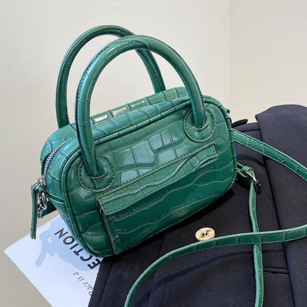 evening bags fashion portable handbags 2021 summer ladies stone pattern one shoulder messenger bag korean casual small square
evening bags fashion portable handbags 2021 summer ladies stone pattern one shoulder messenger bag korean casual small square
