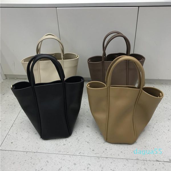 evening bags large female bucket shoulder vintage pu leather women handbag 2021 large-capacity commuter all-match tote bag crossbody
evening bags large female bucket shoulder vintage pu leather women handbag 2021 large-capacity commuter all-match tote bag crossbody