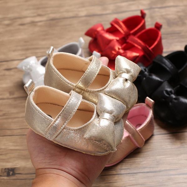 first walkers explosion models fashion cute baby girl princess shoes bow soft bottom bright leather non-slip toddler
first walkers explosion models fashion cute baby girl princess shoes bow soft bottom bright leather non-slip toddler