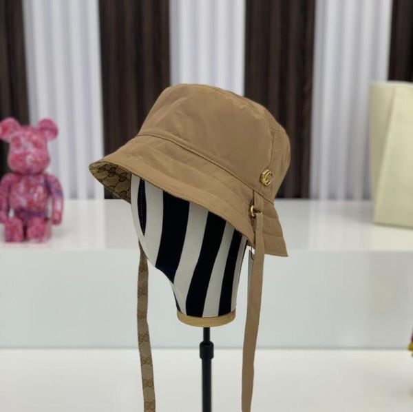 wide brim hats 2021 america europe fashion women bucket hat letters brand double side cap, Blue;gray
wide brim hats 2021 america europe fashion women bucket hat letters brand double side cap, Blue;gray