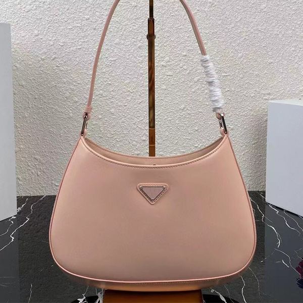 women's armpit bag thin short shoulder strap zipper closed opening zipper bag 7a quality designer hugh fashion style.
women's armpit bag thin short shoulder strap zipper closed opening zipper bag 7a quality designer hugh fashion style.