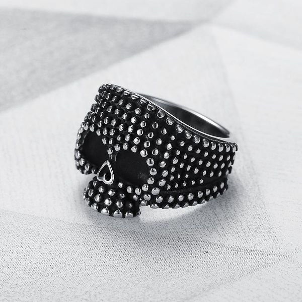cluster rings vintage stainless steel men skull cool fashion jewelry black eyes biker party band, Golden;silver
cluster rings vintage stainless steel men skull cool fashion jewelry black eyes biker party band, Golden;silver