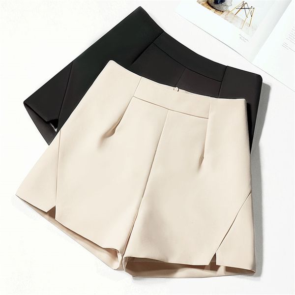 plus size 3xl chiffon shorts women summer thin high waist black white short femme elegant office suit womens c6157 210719, White;black
plus size 3xl chiffon shorts women summer thin high waist black white short femme elegant office suit womens c6157 210719, White;black