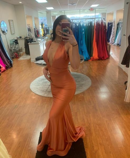 party dresses elegant long v-neck stretchy evening mermaid open back sweep train abendkleider robes de soirée for women, White;black
party dresses elegant long v-neck stretchy evening mermaid open back sweep train abendkleider robes de soirée for women, White;black