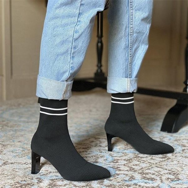 dress shoes elastic socks boots women 2021 summer versatile pointed thick heel high autumn thin single, Black
dress shoes elastic socks boots women 2021 summer versatile pointed thick heel high autumn thin single, Black