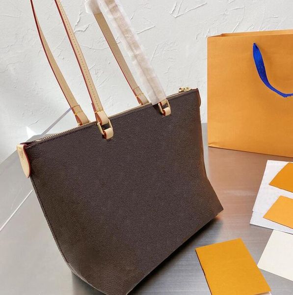 classic large capacity shopping bags handbag women crossbody bag cowhide zipper totes high quanlity with letter print fashion style handbags
classic large capacity shopping bags handbag women crossbody bag cowhide zipper totes high quanlity with letter print fashion style handbags