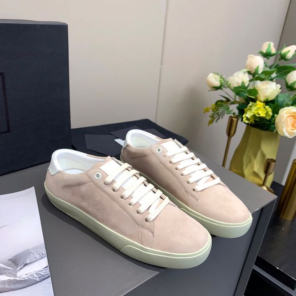 2021 designer fashion trend luxury casual couple shoes, low-sneakers, soft, comfortable and breathable, Black
2021 designer fashion trend luxury casual couple shoes, low-sneakers, soft, comfortable and breathable, Black