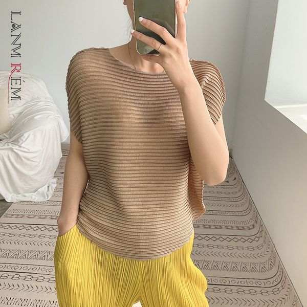 pleated t-shirt for women summer short batwing sleeve round neck loose casual plus size shirts female 2d3619 210507, White
pleated t-shirt for women summer short batwing sleeve round neck loose casual plus size shirts female 2d3619 210507, White