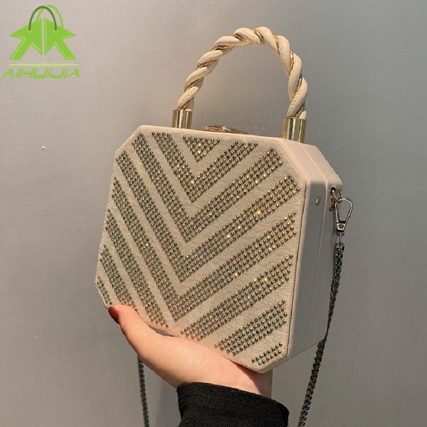 evening bags luxury diamond handbag for woman small shoulder bag 2021 fashion chain female messenger designer dinner
evening bags luxury diamond handbag for woman small shoulder bag 2021 fashion chain female messenger designer dinner