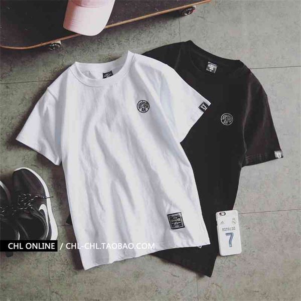 2021 summer new short sleeve t-shirt men's wear korean youth round neck bf street hip hop trend store, White;black
2021 summer new short sleeve t-shirt men's wear korean youth round neck bf street hip hop trend store, White;black