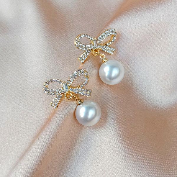 silverneedle korean personality bow pearl versatile socialite simple temperament web celebrity fashion ear studs stud, Golden;silver
silverneedle korean personality bow pearl versatile socialite simple temperament web celebrity fashion ear studs stud, Golden;silver