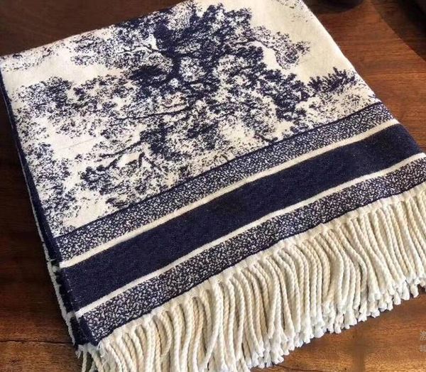 2021 high qualtiy print animal cashmere brand scarf for women designer luxury long scarves with silver thread shawls wrap, Blue;gray
2021 high qualtiy print animal cashmere brand scarf for women designer luxury long scarves with silver thread shawls wrap, Blue;gray