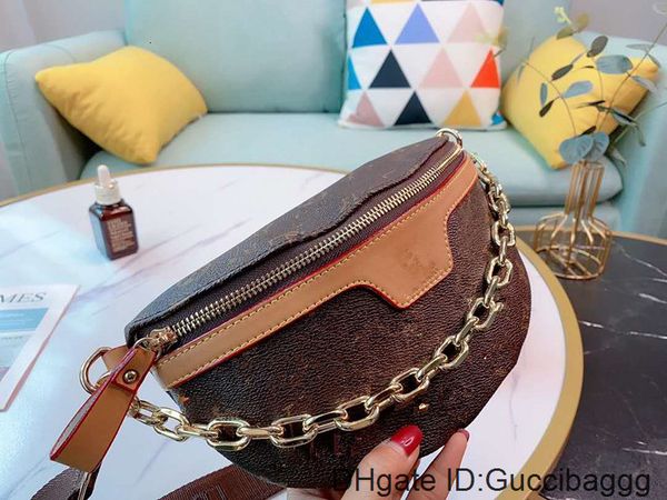 2020 ladies bags printed his single shoulder cross body purses messenger genuine leather handbags waist packs crossbody package
2020 ladies bags printed his single shoulder cross body purses messenger genuine leather handbags waist packs crossbody package