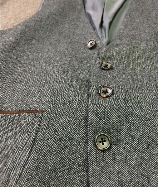 men's vests mens farm country groom for wedding party brown gray vest slim fit custom made wool herringbone tweed wear, Black;white
men's vests mens farm country groom for wedding party brown gray vest slim fit custom made wool herringbone tweed wear, Black;white