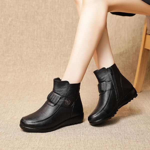 boots plush high short mother shoes warm cotton side zipper middle aged and elderly women's leather, Black
boots plush high short mother shoes warm cotton side zipper middle aged and elderly women's leather, Black