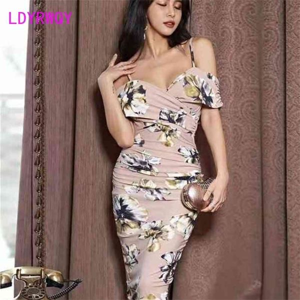 ldyrwqy the summer korean fashion socialite temperament v-neck off-the-shoulder print slim halter dress office lady 210603, Black;gray
ldyrwqy the summer korean fashion socialite temperament v-neck off-the-shoulder print slim halter dress office lady 210603, Black;gray