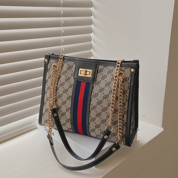 new large capacity chain shoulder style versatile portable tote messenger bag purses outlet
new large capacity chain shoulder style versatile portable tote messenger bag purses outlet