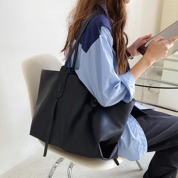 evening bags women korean style soft pu leather handbag 2022 lager capacity waterproof totes bag female all-match shoulder
evening bags women korean style soft pu leather handbag 2022 lager capacity waterproof totes bag female all-match shoulder