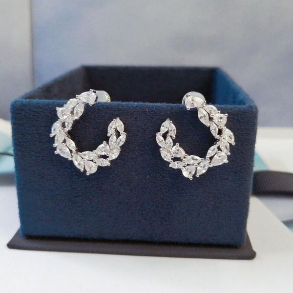 stud soelle fashion real 925 sterling silver willow leaves earrings with zircon women fine jewelry, Golden;silver
stud soelle fashion real 925 sterling silver willow leaves earrings with zircon women fine jewelry, Golden;silver