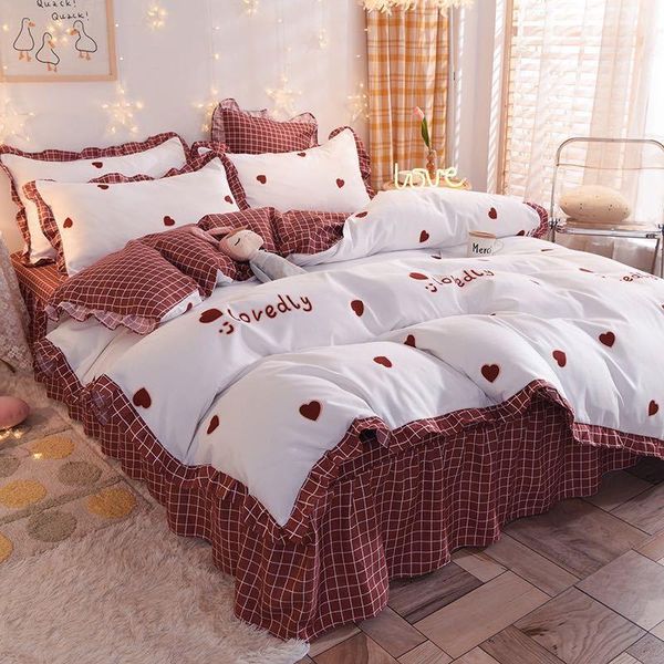 bedding sets 4pcs set cottonduvet cover red heart plant cashmere bed skirt cute thick princess style double single
bedding sets 4pcs set cottonduvet cover red heart plant cashmere bed skirt cute thick princess style double single