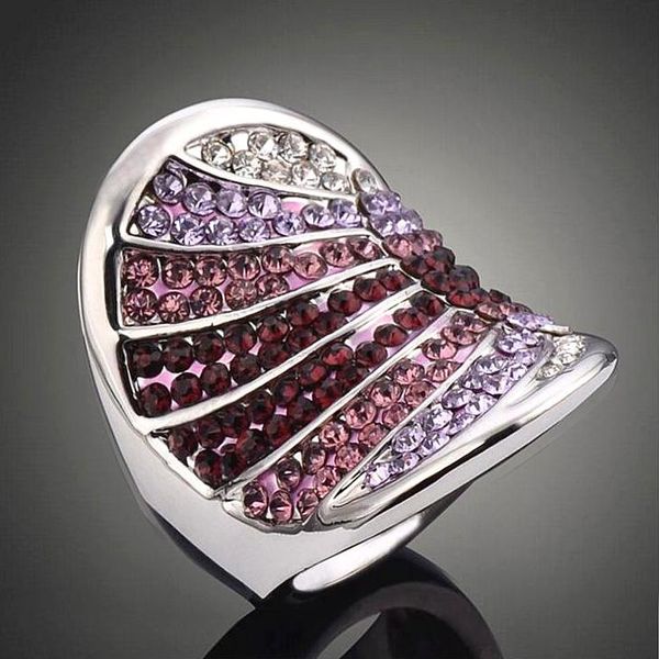 wedding rings unique shaped micro austrian crystal full paved luxury shining finger ring anillos fashion women jewellery, Slivery;golden
wedding rings unique shaped micro austrian crystal full paved luxury shining finger ring anillos fashion women jewellery, Slivery;golden