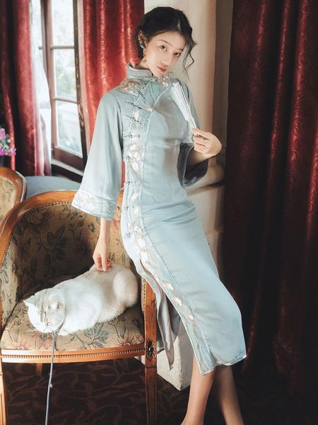 ethnic clothing chinese style young girl cheongsam improved version of dress autumn and winter 2021 long elegant qipao modern, Red
ethnic clothing chinese style young girl cheongsam improved version of dress autumn and winter 2021 long elegant qipao modern, Red