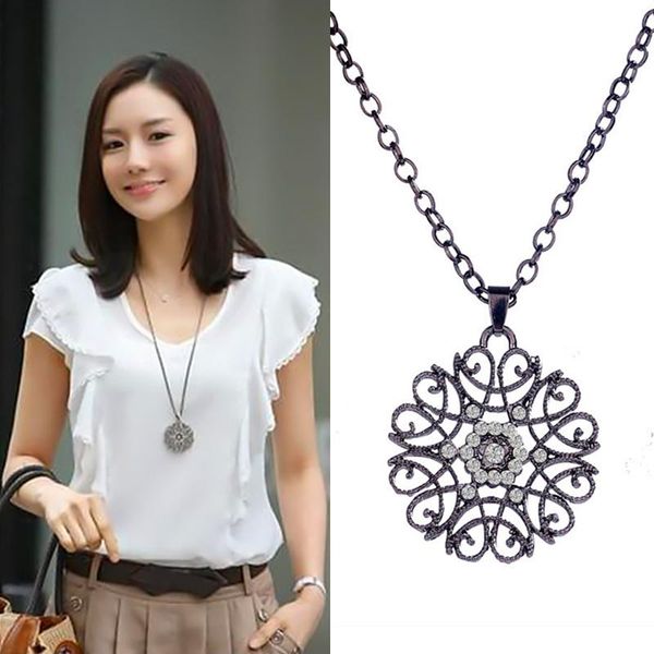 lizhimei 2021 bohemian fashion statement hollow flower crystal pendants necklaces long sweater chain necklace for women jewelry pendant, Silver
lizhimei 2021 bohemian fashion statement hollow flower crystal pendants necklaces long sweater chain necklace for women jewelry pendant, Silver