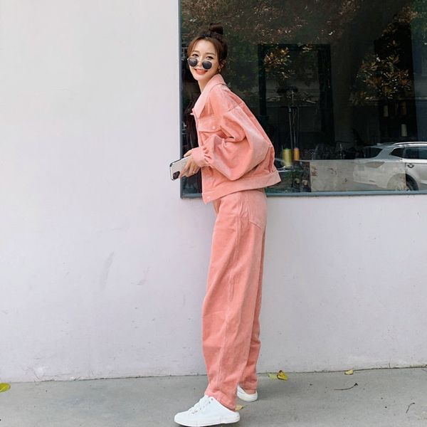 corduroy pink fashion suit women's spring and autumn new korean version foreign style aging fried street leisure sports two-piece set, Gray
corduroy pink fashion suit women's spring and autumn new korean version foreign style aging fried street leisure sports two-piece set, Gray