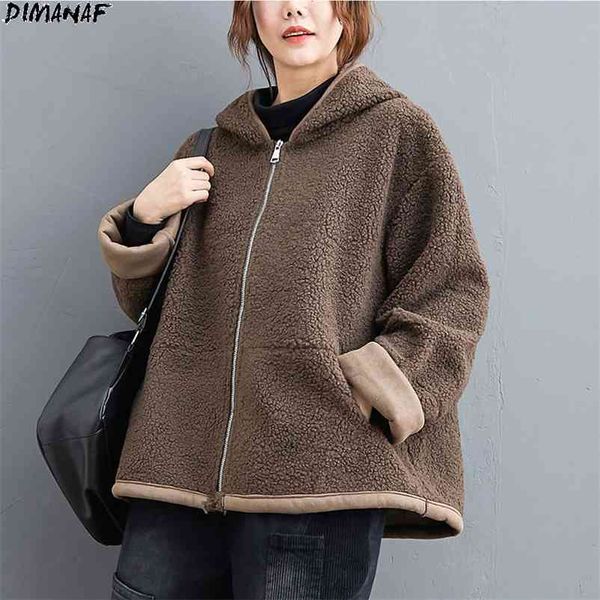 plus size women coats winter cashmere jacket hat solid basic thick pockets warm flocking loose outerwear 210531, Black;brown
plus size women coats winter cashmere jacket hat solid basic thick pockets warm flocking loose outerwear 210531, Black;brown
