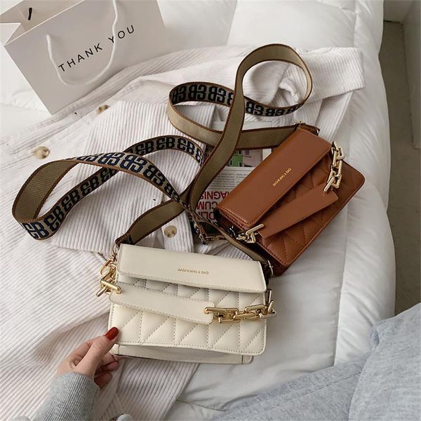 cross body shoulder bags purse crossbody chains letter all-match pu leather designer bag
cross body shoulder bags purse crossbody chains letter all-match pu leather designer bag