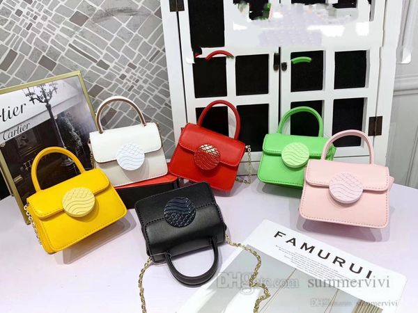 children christmas party handbags girls circular buckle messenger bag kids metals chain single shoulder princess bags q3333, Black 
children christmas party handbags girls circular buckle messenger bag kids metals chain single shoulder princess bags q3333, Black