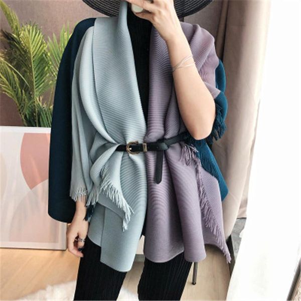 women's jackets pleated windbreaker 2021 spring autumn lapel loose crop fashion all-match temperament jacket women harajuku plus size, Black;brown
women's jackets pleated windbreaker 2021 spring autumn lapel loose crop fashion all-match temperament jacket women harajuku plus size, Black;brown