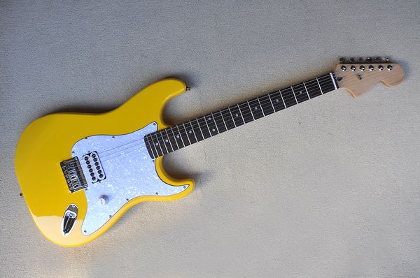 yellow body electric guitar, white pearl pickguard and rosewood fingerboard, special pickups, provide customized services
yellow body electric guitar, white pearl pickguard and rosewood fingerboard, special pickups, provide customized services