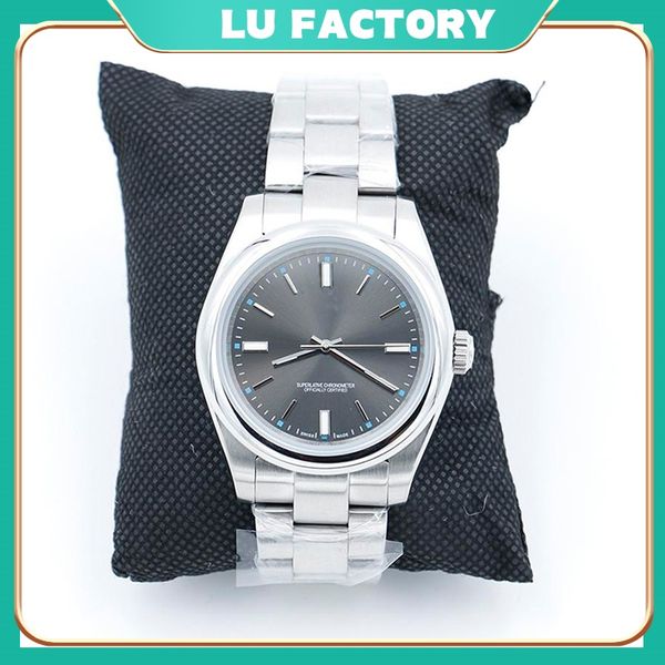 automatic 2813 movement 40mm smooth bezel watch watches stainless steel blue lume dark rhodium dial 114300 mens wristwatches, Slivery;brown
automatic 2813 movement 40mm smooth bezel watch watches stainless steel blue lume dark rhodium dial 114300 mens wristwatches, Slivery;brown