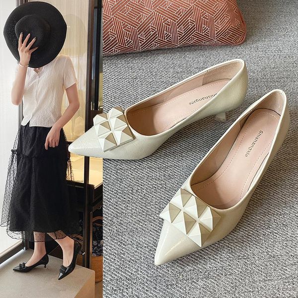 dress shoes autumn style soft pu leather solid for women med heel comfortable casual shallow patent ladies, Black
dress shoes autumn style soft pu leather solid for women med heel comfortable casual shallow patent ladies, Black